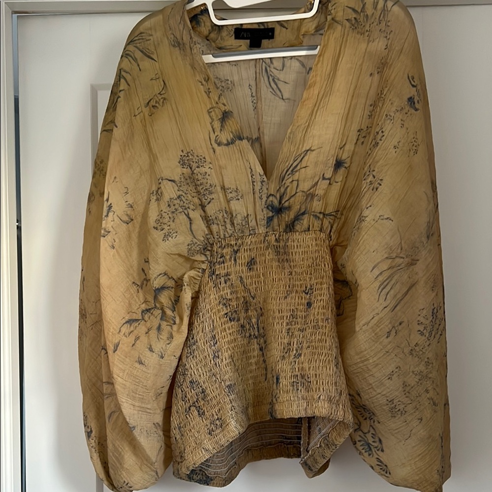 Elegant Beige Floral Women's Top